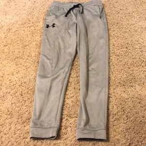 Under Armour gray jogger pants boys size large